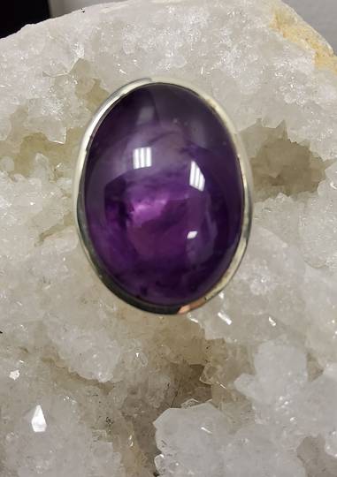 Oval Amethyst Ring size 10